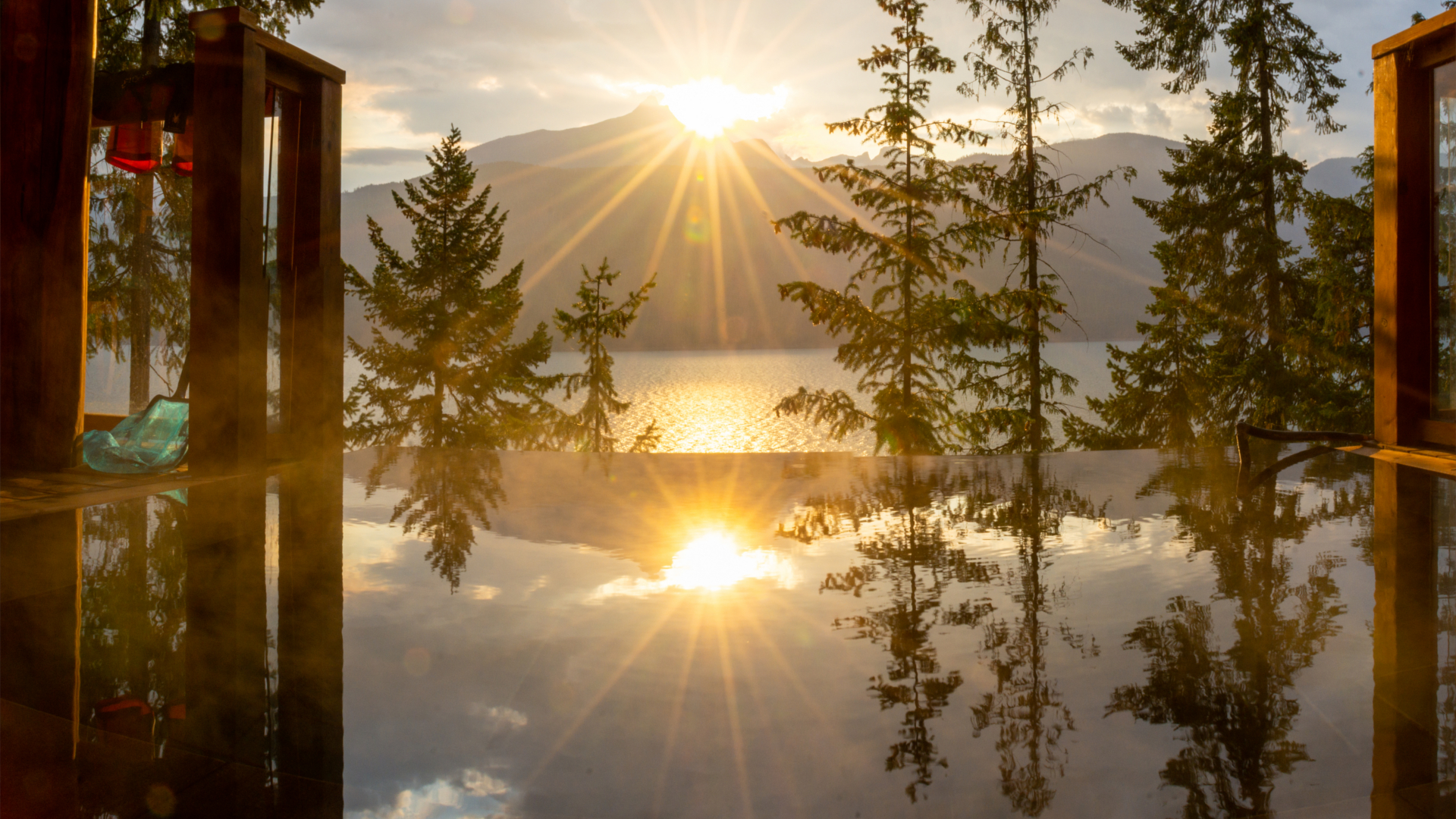 Private Hot Springs BC - Halcyon BC - Infinity Pool Cabins - Hero 3